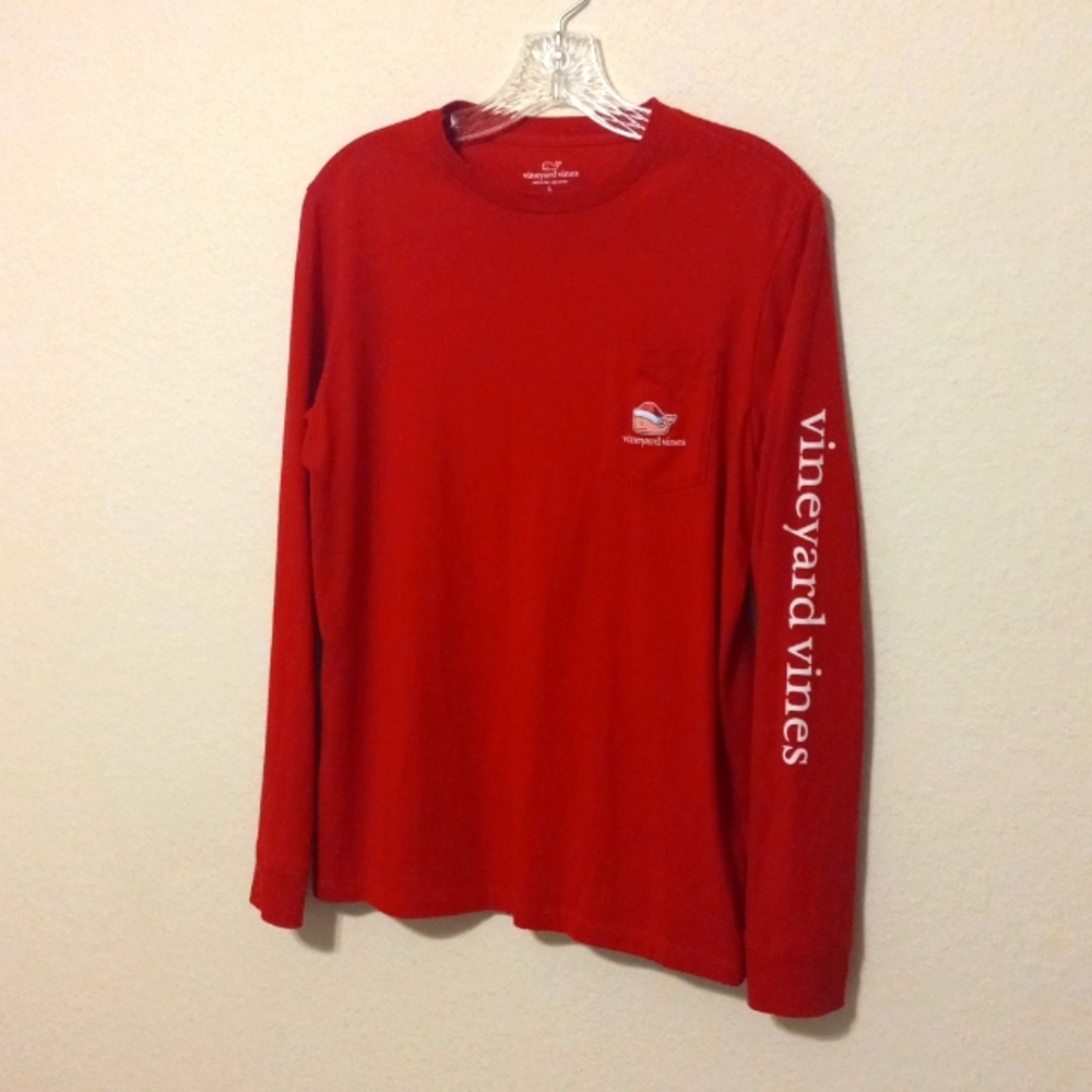 VINEYARD VINES Santa Whale Long Sleeve Pullover Christmas Tee (Large / 1…